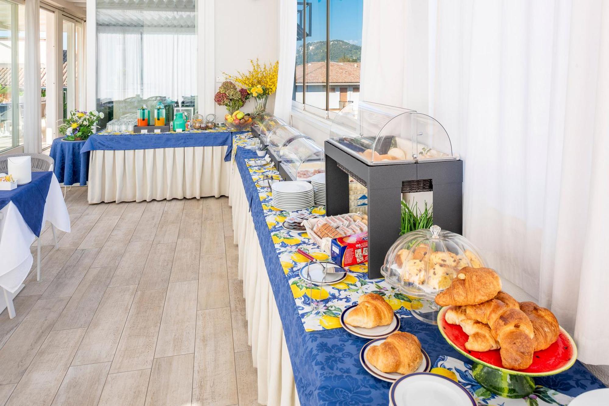 Blue Lake Residence - Bardolino 3*